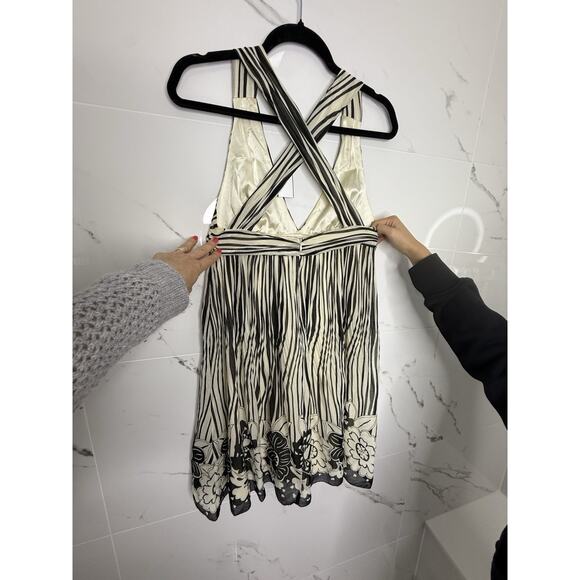 ALICE + OLIVIA Dress Sz S Striped Floral Fit Flare Halter Babydoll Silk Y2K - Picture 7 of 13